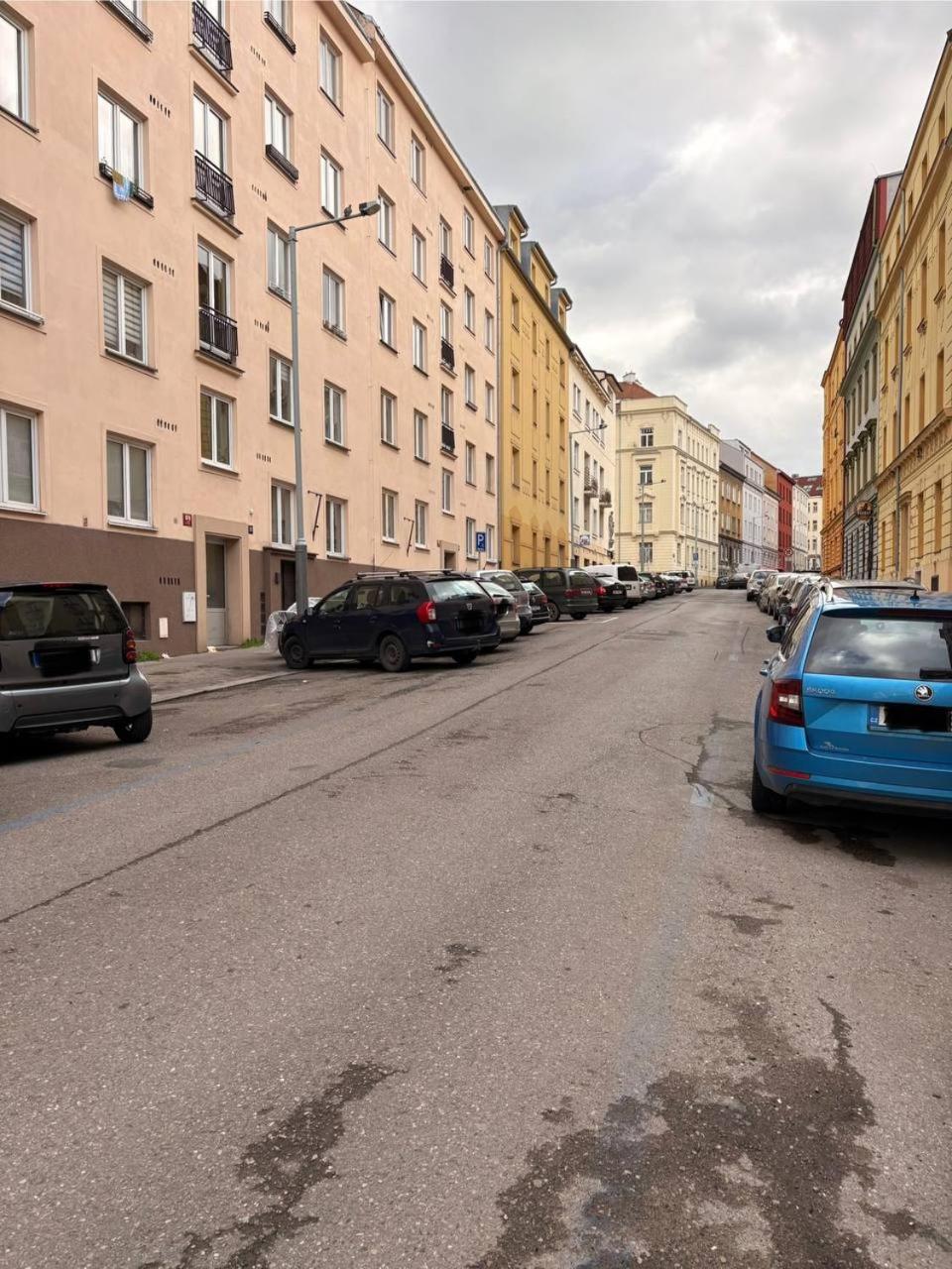 Maria Apartment Liben Prag Exterior foto